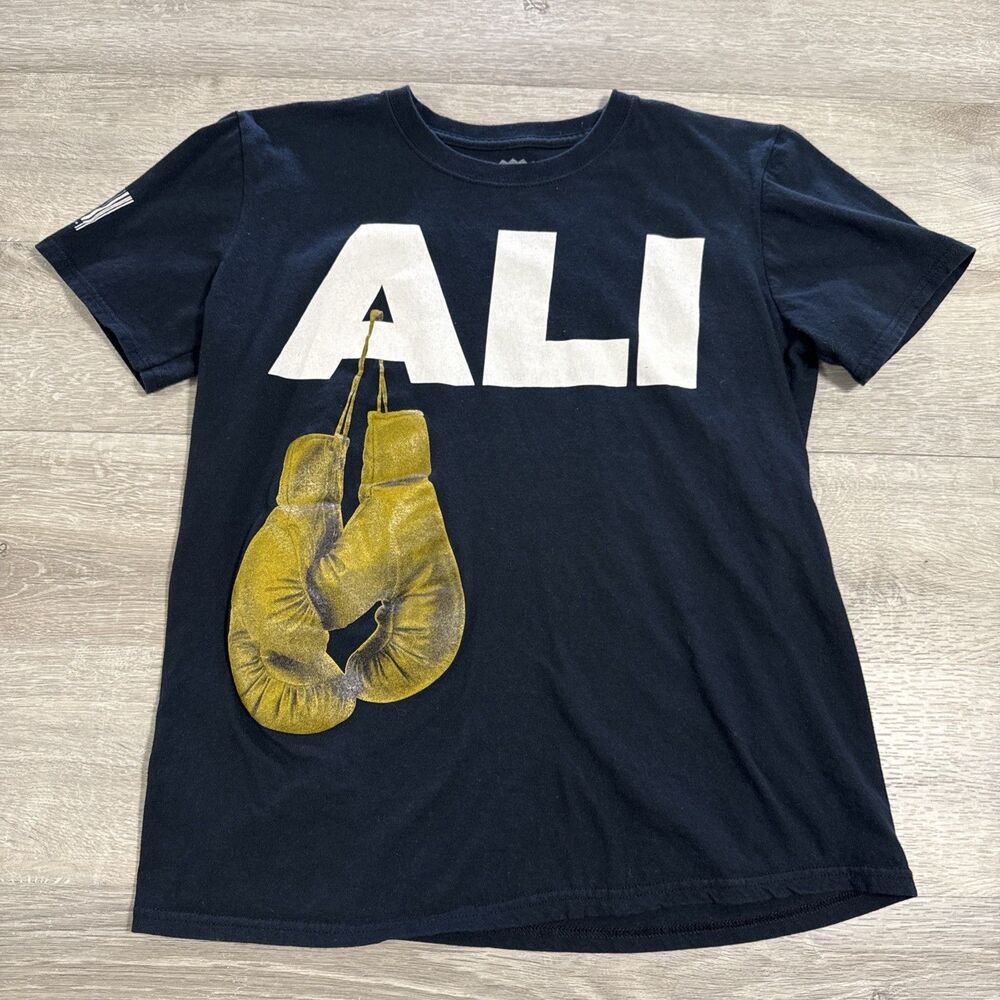 Muhammad Ali Shirt Boxing Gloves Served Fresh Men's Black Tee Medium